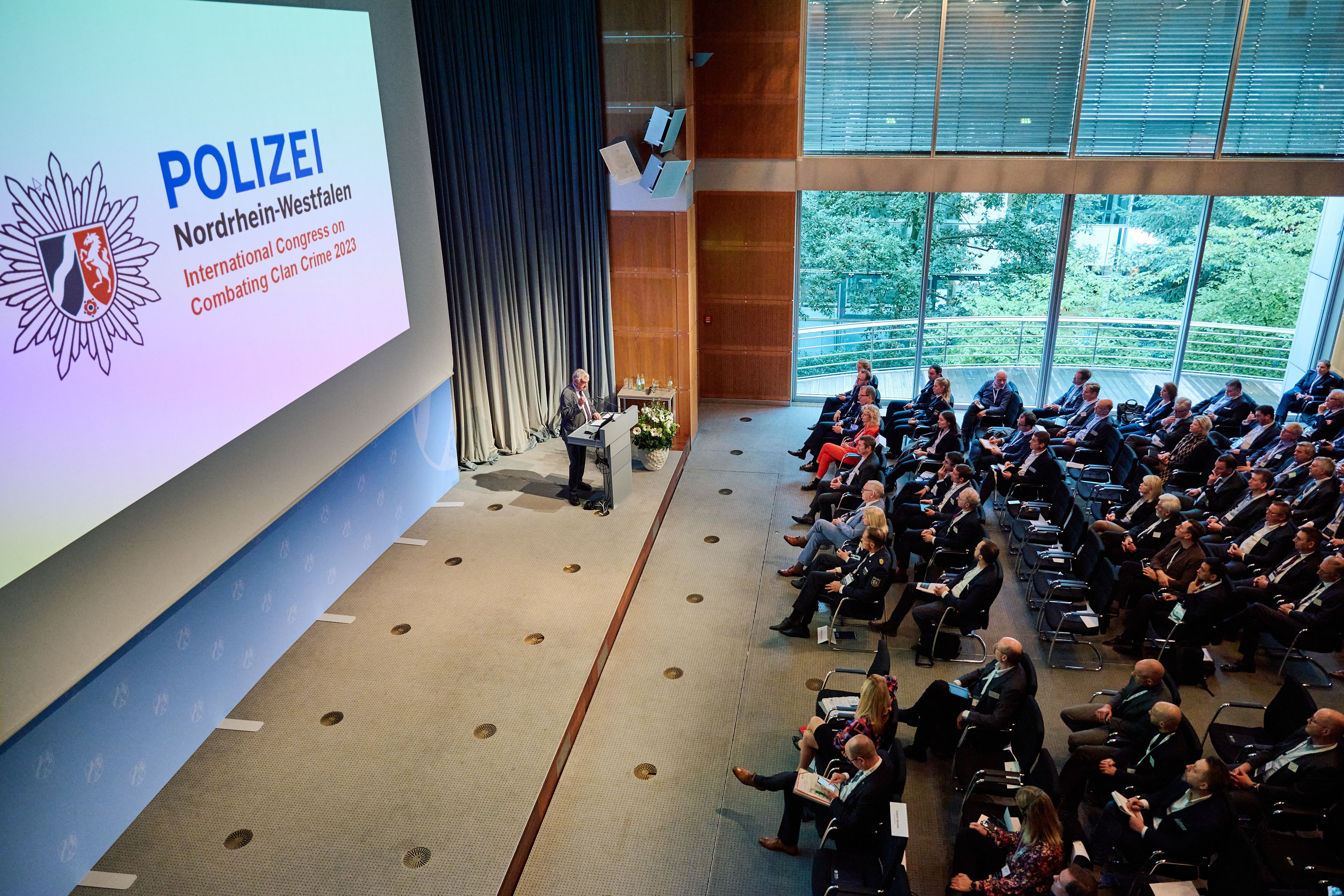 Redner und Teilnehmer bei einem Kongress