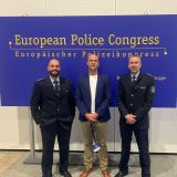 Essener Polizisten beim Kongress in Berlin