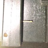 Stöckchen in der Fensterlade