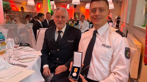 Präsentation der Medaille